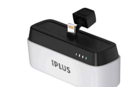 بوربانك 5000mAh وشحن سريع 20 وات – كاستند مكتبي صغير الحجم مع شاشة رقمية